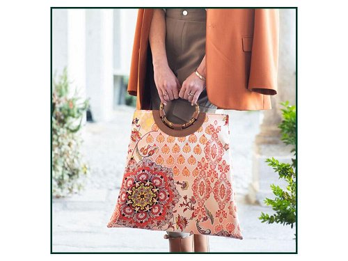 Pagoda (coral) - Soft, silky fabric handbag