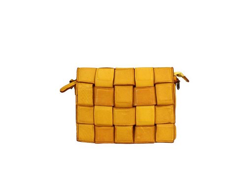 Noli (ochre) - Small, woven leather bag