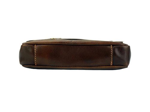 Roana (brown) - A sleek, classic messenger bag