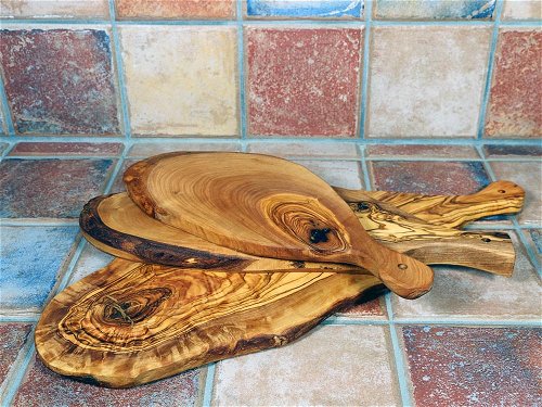 Rustic serving board with handle (large) - Olive Wood serving/chopping board